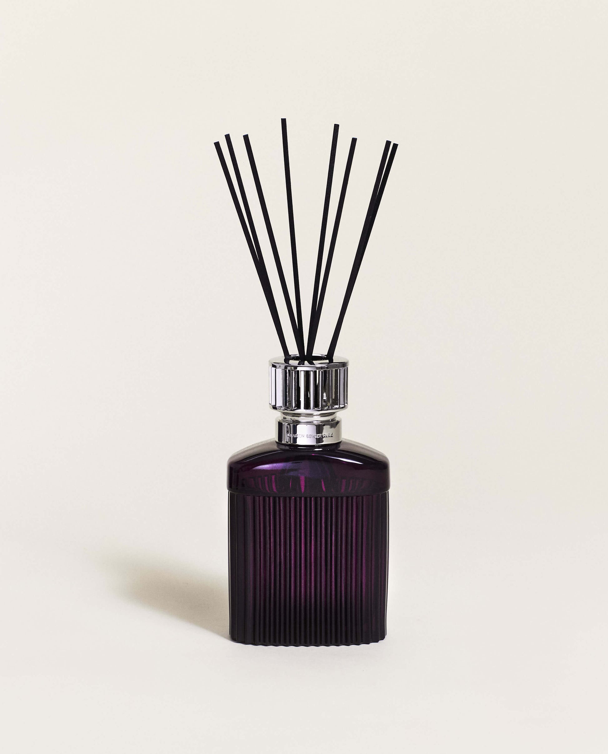 Alpha Scandalous Plum Reed Diffuser Gift Set with Under the Olive Tree