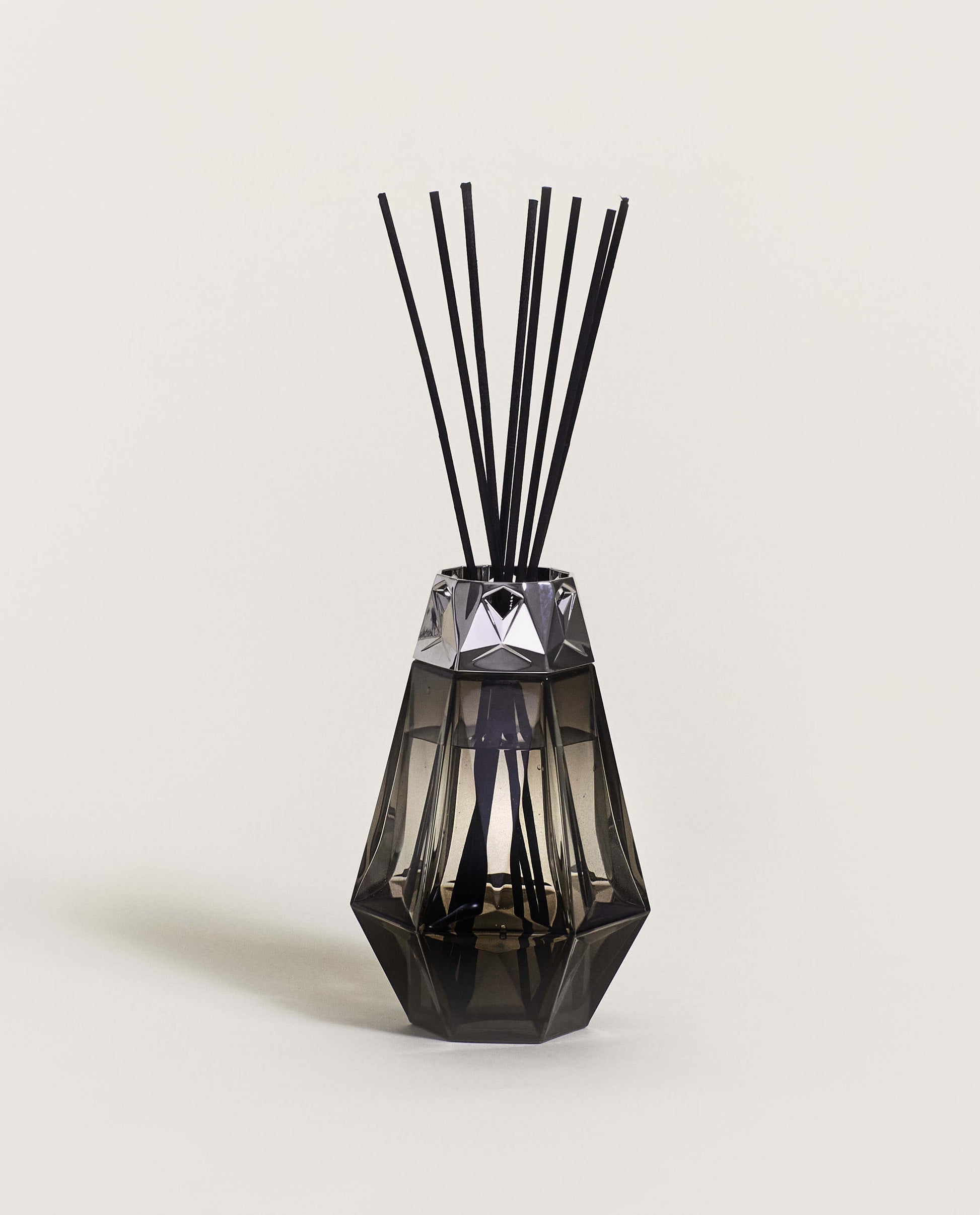 Prisme Black Reed Diffuser Gift Set with Wilderness